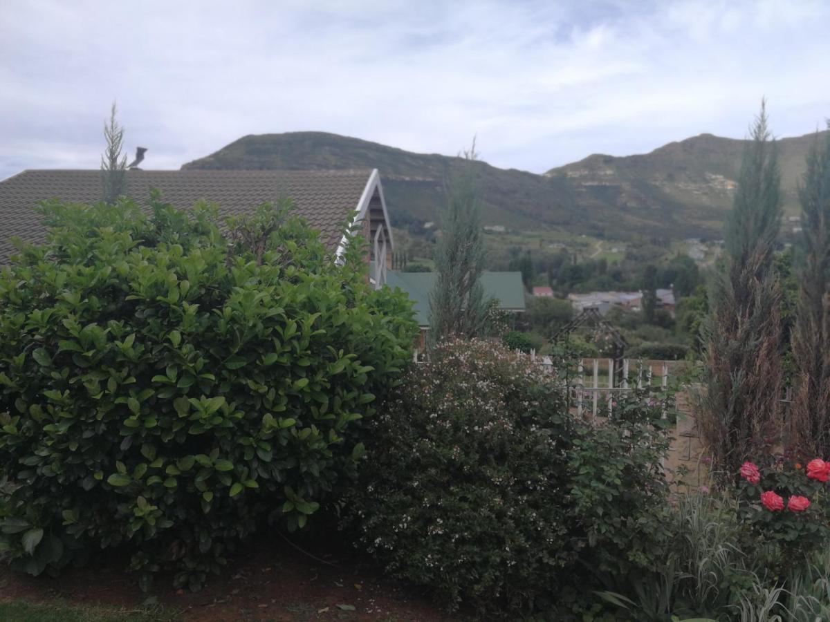Clarens Cottages Exterior photo